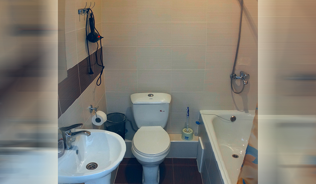 ванная комната в отеле унитаз ванная горячая вода
